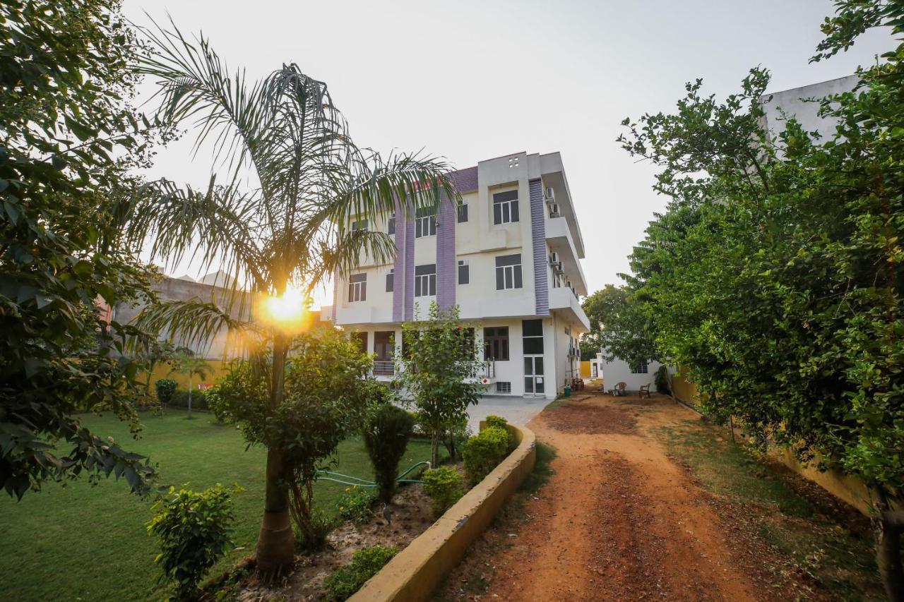 Hotel Tiger Regency Resort Савай-Мадхопур Экстерьер фото